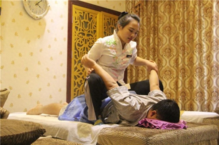 記者探訪國內(nèi)的SPA會(huì)所服務(wù)很過癮和想象一樣嗎