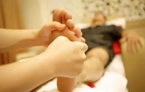 OH！惠南鎮(zhèn)中心的這家寶藏足浴店足療+推拿只要49元