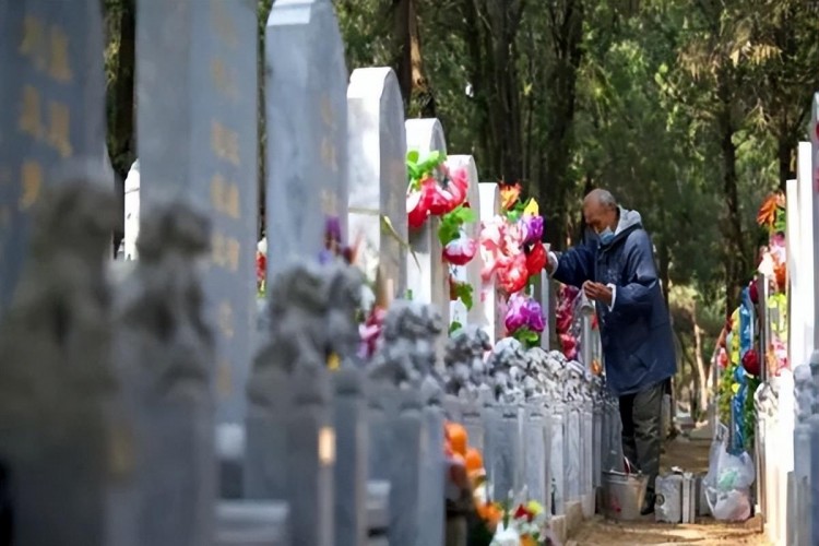 北京三甲醫(yī)院被曝天價殯葬費600元給遺體吃飯5990洗個澡