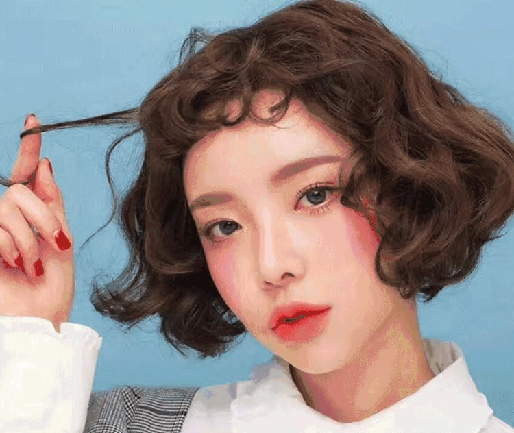最美工作證福利再加碼！不只是美食還有Spa美發(fā)小酒吧……