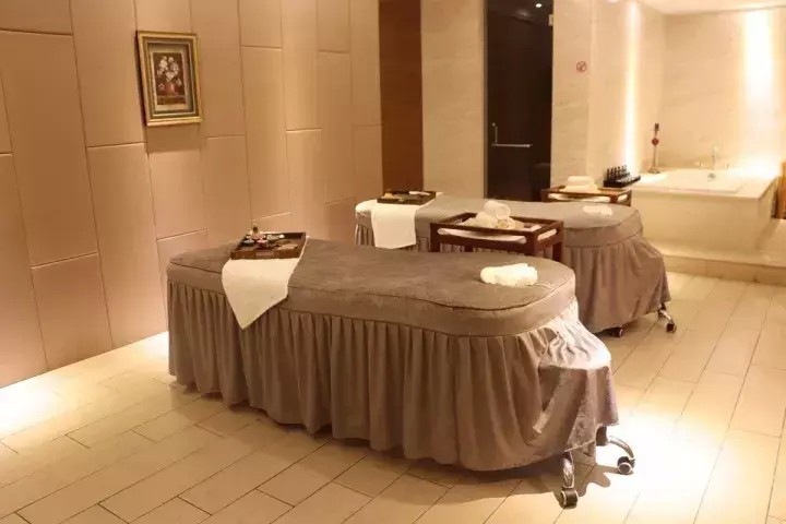 美容院也需要士氣！從女漢子到鋼鐵俠這就是女王精神
