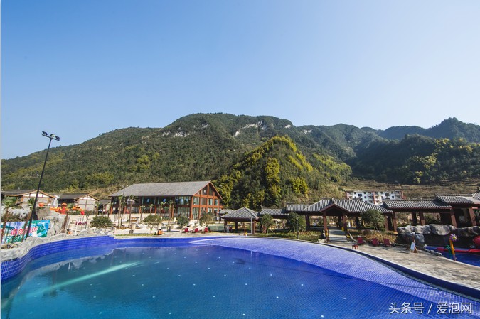 重慶唯一處在5A景區(qū)里的溫泉——南川金佛山天星國際溫泉城
