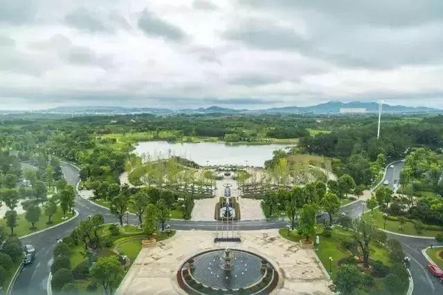 泡熱湯賞湖景！開業(yè)驚艷整個(gè)南京的歐式城堡酒店！元旦春節(jié)通用！