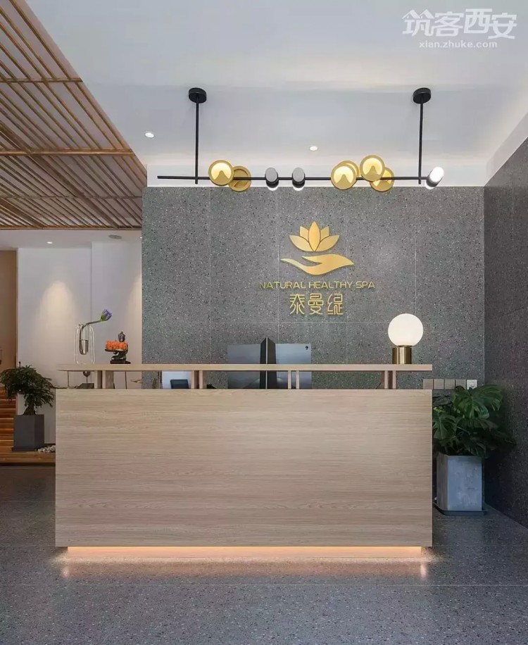 中午開門凌晨歇業(yè)/在西安來這里的人都舒展了