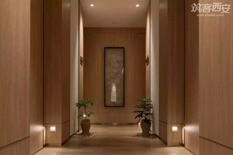 中午開門凌晨歇業(yè)/在西安來這里的人都舒展了