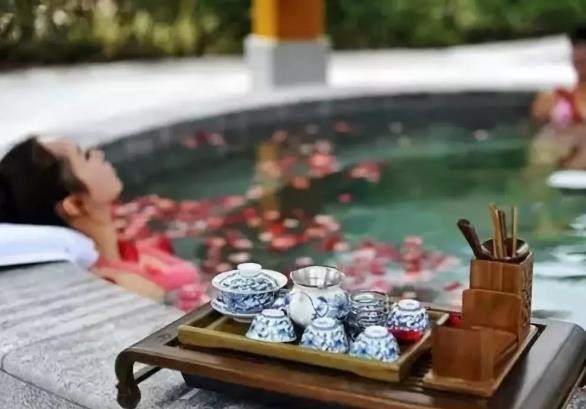 高級(jí)！大連五星級(jí)的溫泉滑雪場(chǎng)美湯藥浴香氛SPA…