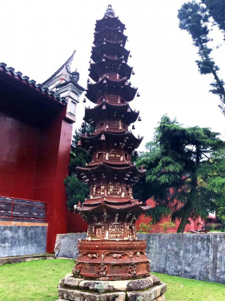 441個(gè)車位！乘纜車打卡古寺名景……周末躲到福州這處高山秘境盡享森林SPA吧