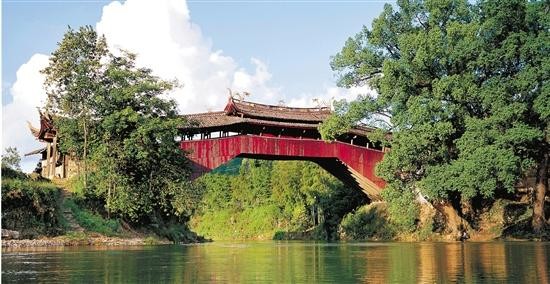 堅(jiān)守生態(tài)二十載泰順打造養(yǎng)生幸福地