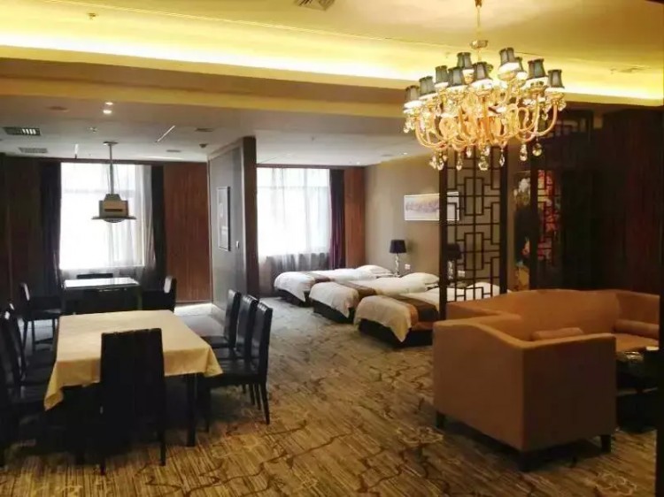 哈爾濱德申國際第一俱樂部商務(wù)沙龍—678水匯