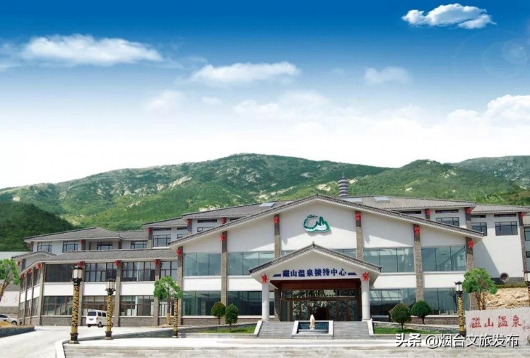 舒服！秋意漸濃養(yǎng)生季就來(lái)泡湯吧~