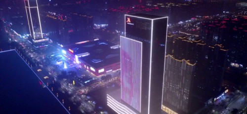 泉舜·萬(wàn)豪公館為洛陽(yáng)中心加冕