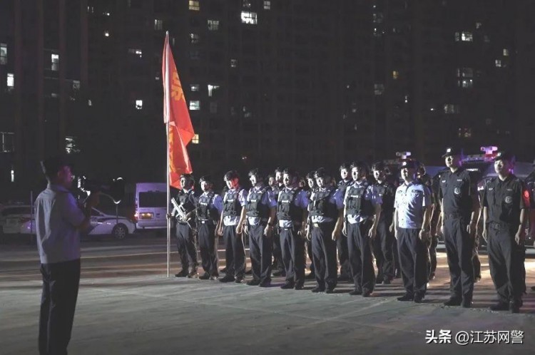 江蘇南通：持續(xù)發(fā)力！崇川公安開展社會面治安清查第七次集中行動