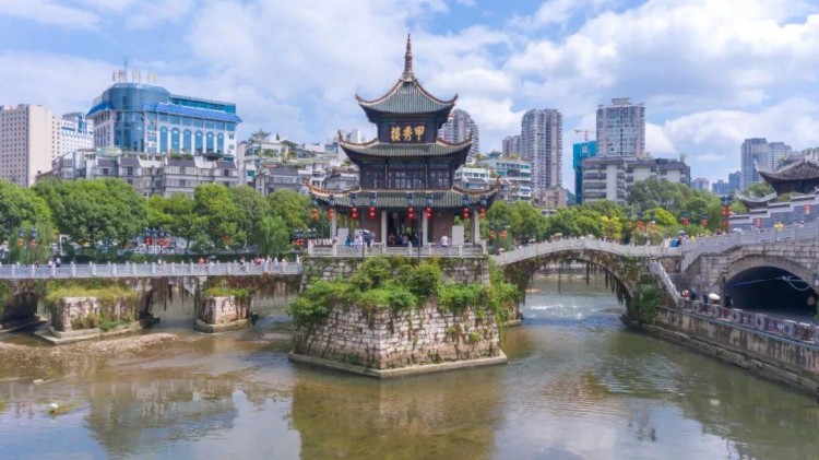 在貴陽亨特索菲特讓法式風情與少數(shù)民族特色碰撞出精彩的火花