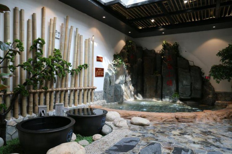 呼和浩特天海溫泉小鎮(zhèn)開業(yè)迎賓
