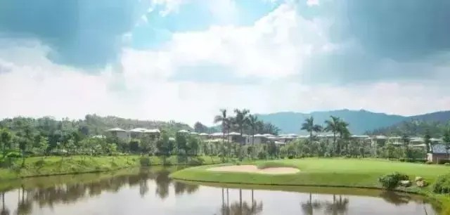 一起逃跑吧！住在頂級(jí)五星級(jí)SPA酒店，世外桃源就是這里！