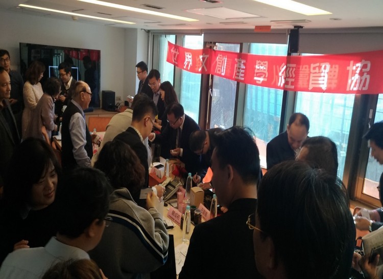 吳慧蓮理事長帶領(lǐng)企業(yè)界貨出得去人進(jìn)得來大家發(fā)大財