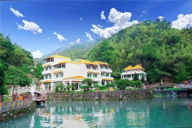 廣東南昆山森林夏季SPA之旅水上樂園+山泉水泳池