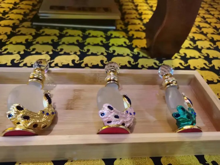 淶水這家按摩店去一次就會(huì)愛(ài)上