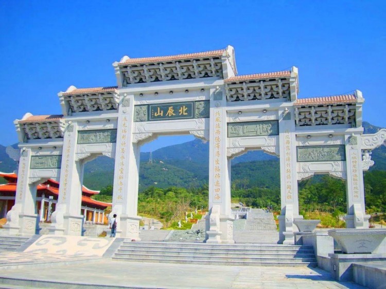 廈門(mén)海風(fēng)吹進(jìn)宜昌！高顏值的海上花園城市來(lái)一次就忘不了……
