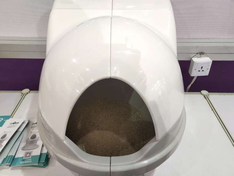 漫威聯(lián)名款牽引繩寵物SPA全自動貓廁所…寵博會養(yǎng)寵神器了解一下