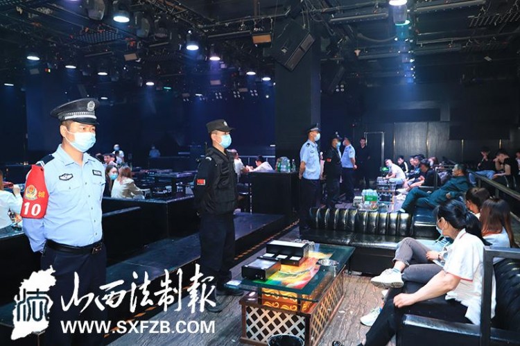 大同平城區(qū)警方對轄區(qū)32家洗浴足療KTⅤ等場所進(jìn)行全方面檢查