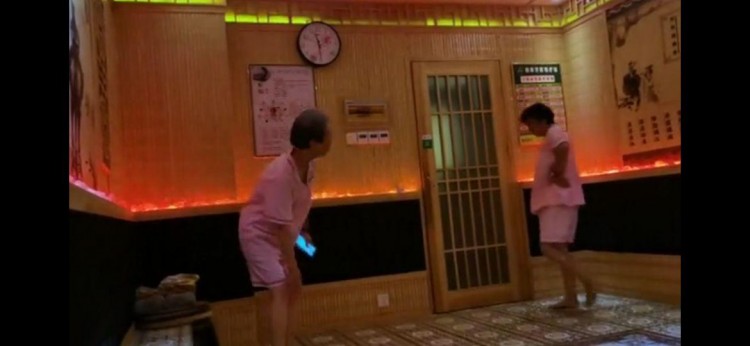 九月份，在青海省西寧市一家洗浴理療中心洗了個澡。