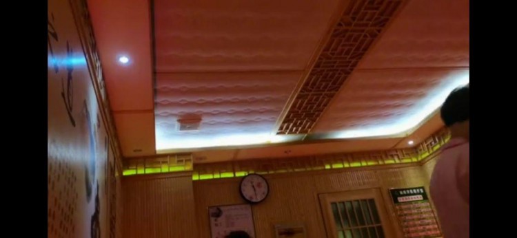 九月份在青海省西寧市一家洗浴理療中心洗了個(gè)澡