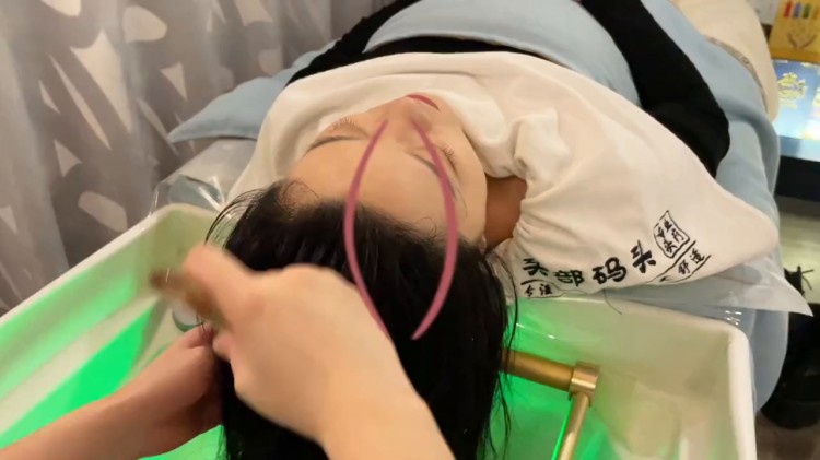 假期庫(kù)存原來(lái)頭療是這樣子的#頭療spa