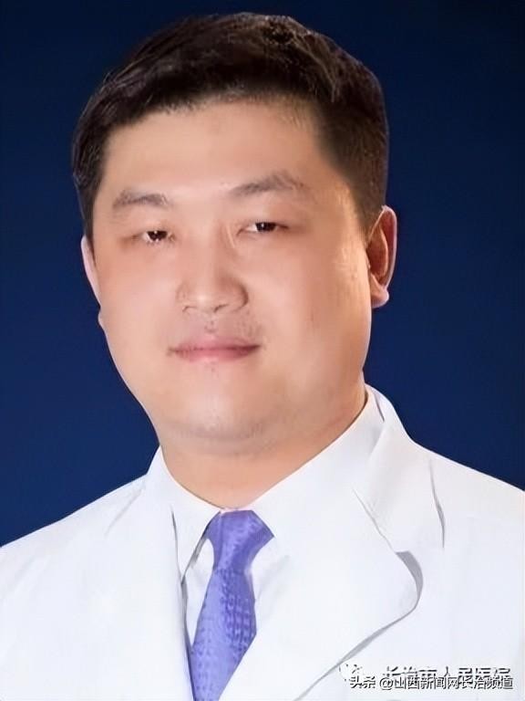 北京積水潭醫(yī)院張亮教授參加長治市人民醫(yī)院脊柱關節(jié)炎MDT研討會