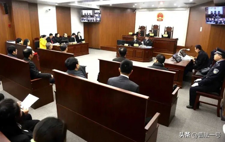 邀請女朋友去水療館放松身心男子不慎摔倒導(dǎo)致十級傷殘