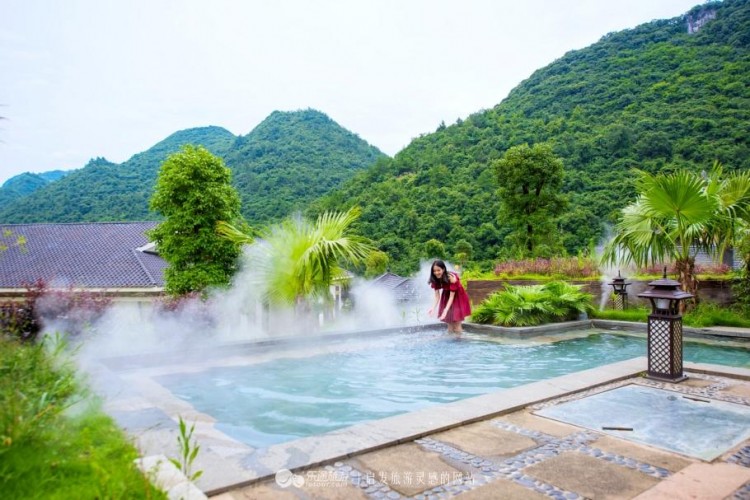 屬廣東韶關(guān)避暑勝地，不用出國就可以泡巴厘島風(fēng)情溫泉