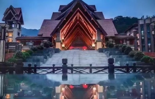 韶關(guān)一家真正的溫泉度假酒店開業(yè)，不辜負(fù)冬天的美好時(shí)光，泡一個(gè)真正的溫泉