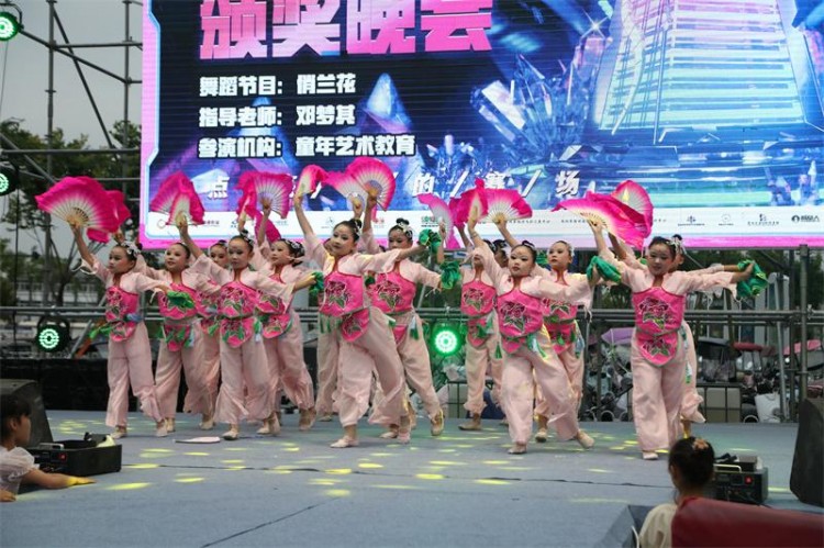 CCAC第十一季中國好貓步阜陽賽區(qū)頒獎盛典轟動全城