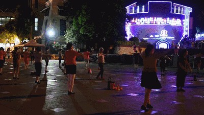 誰說梅州是四線城市沒有夜生活我偏不信！