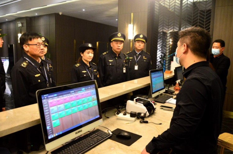 深夜長葛9家娛樂場(chǎng)所被突擊檢查！一家被責(zé)令停業(yè)！