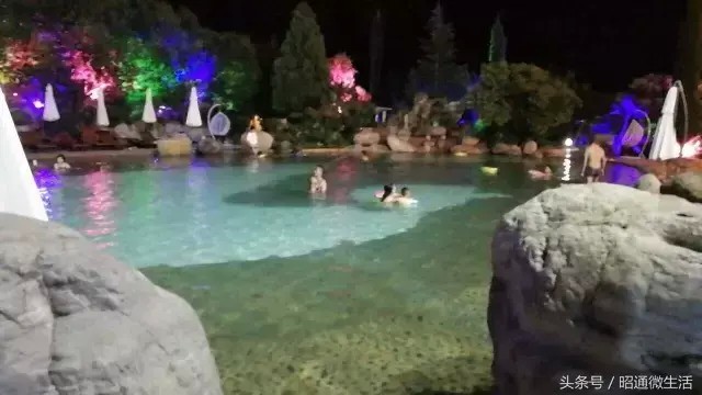 實拍：昭通市區(qū)有個溫泉城還不錯！