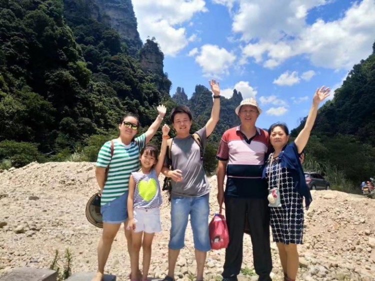 一家老小邀你來奇遇張家界淋浴一場森林SPA感受初夏身心飛揚