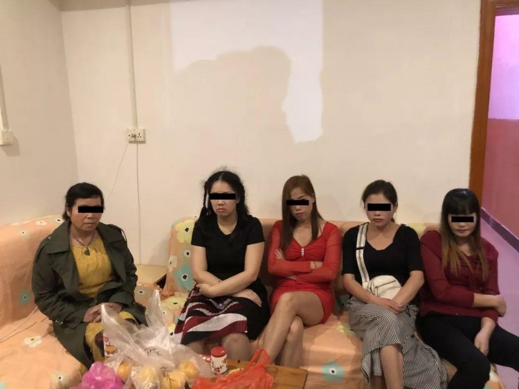 宜州一養(yǎng)身館后裝鐵門暗藏賣淫窩點警方一舉搗毀抓獲9名涉黃人員