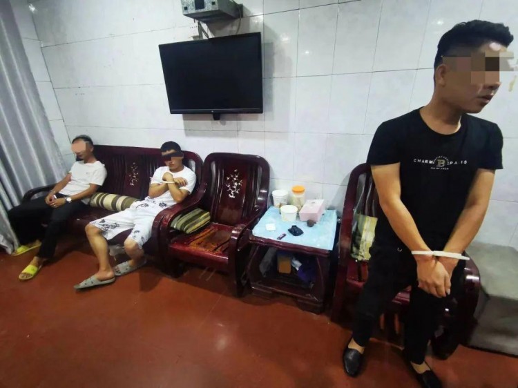 抓獲20人！金城江警方打掉一賣淫團伙