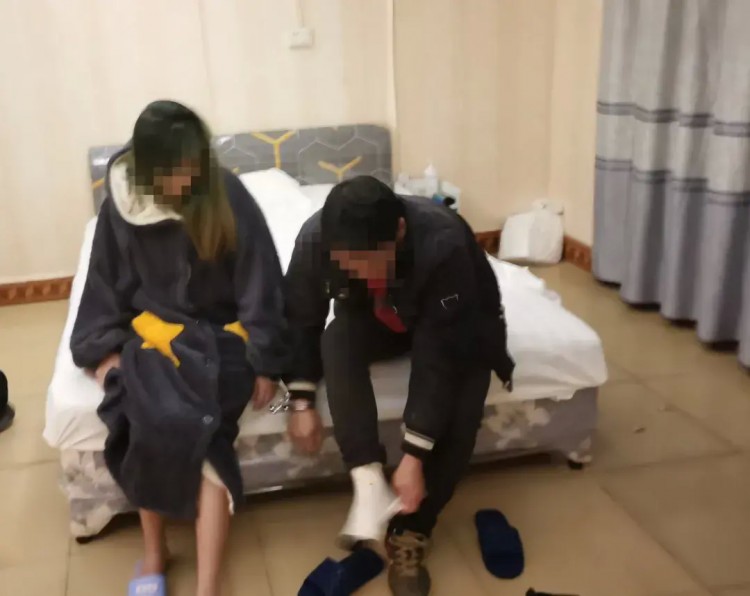 按摩店里藏貓膩八步警方搗毀賣淫窩點(diǎn)11人落網(wǎng)！