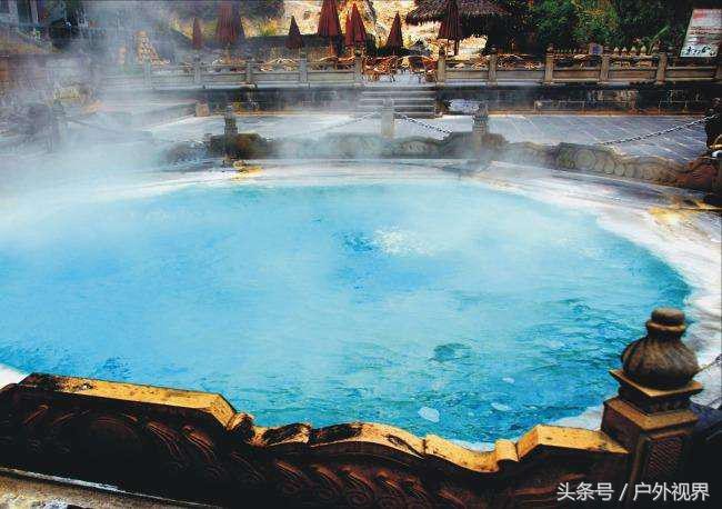療養(yǎng)圣地西藏溫泉