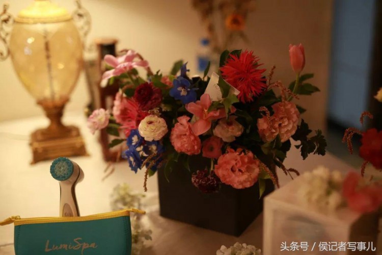 如新642卓越楚雄團隊插花過周末