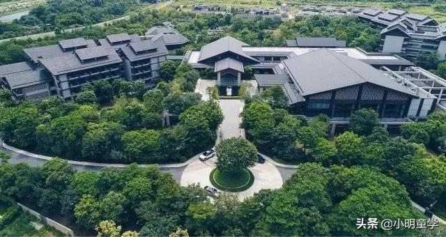 廣東純正日式湯泉+私家露臺(tái)泡池~遛娃山水秘境