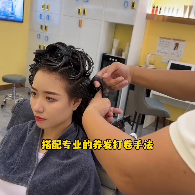 頭發(fā)頭皮有困擾來希梵爾養(yǎng)發(fā)就對了！#頭療spa