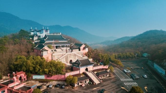 江蘇首個道家養(yǎng)生山野戶外小野溫湯開泡300萬鎮(zhèn)江人羨慕了