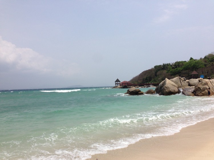 我想要帶你去浪漫的三亞市看著大海做著陽(yáng)光SPA