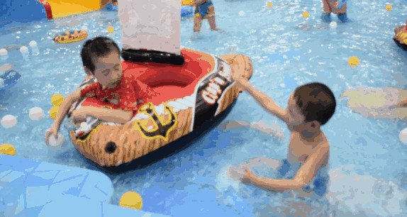 西安糖果兔親子水樂園78元1大1?。?100㎡室內(nèi)水樂園邀您清涼一夏
