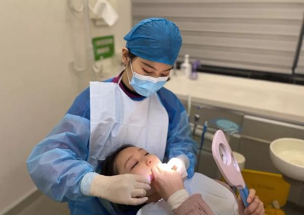 口腔健康|10步睡眠潔牙開(kāi)啟口腔護(hù)理新模式