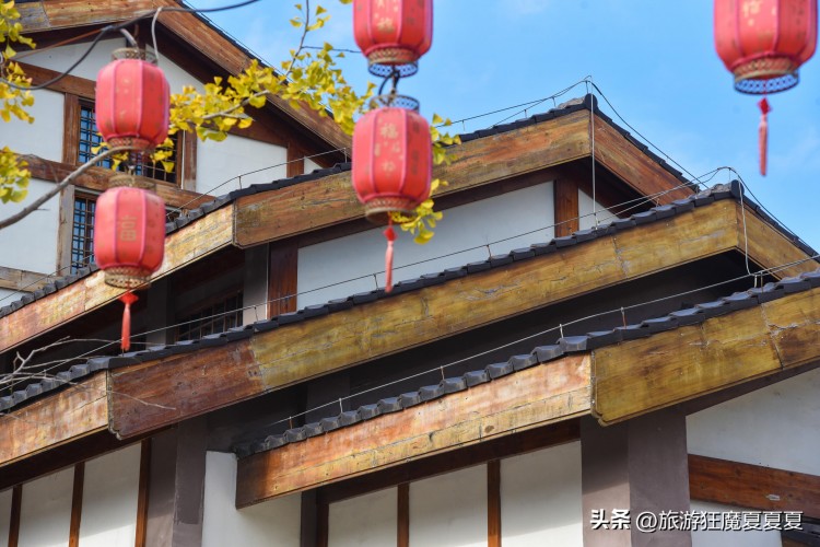 安徽六安泡溫泉有多爽花15億打造了一個(gè)溫泉小鎮(zhèn)可容納五千人