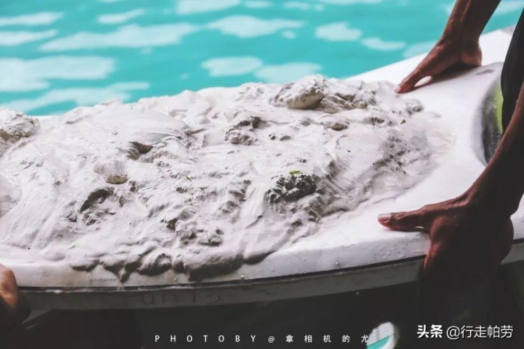 帕勞｜牛奶湖里做SPA看他們?nèi)绾握{(diào)和最好的美容圣品